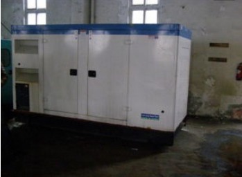 阿克苏康明斯150kw大型柴油二手发电机组 阿克苏康明斯150kw大型柴油二手发电机组